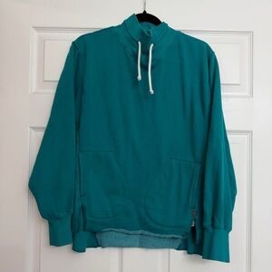 Urban Outfitters BDG mock neck sweatshirt | Size small